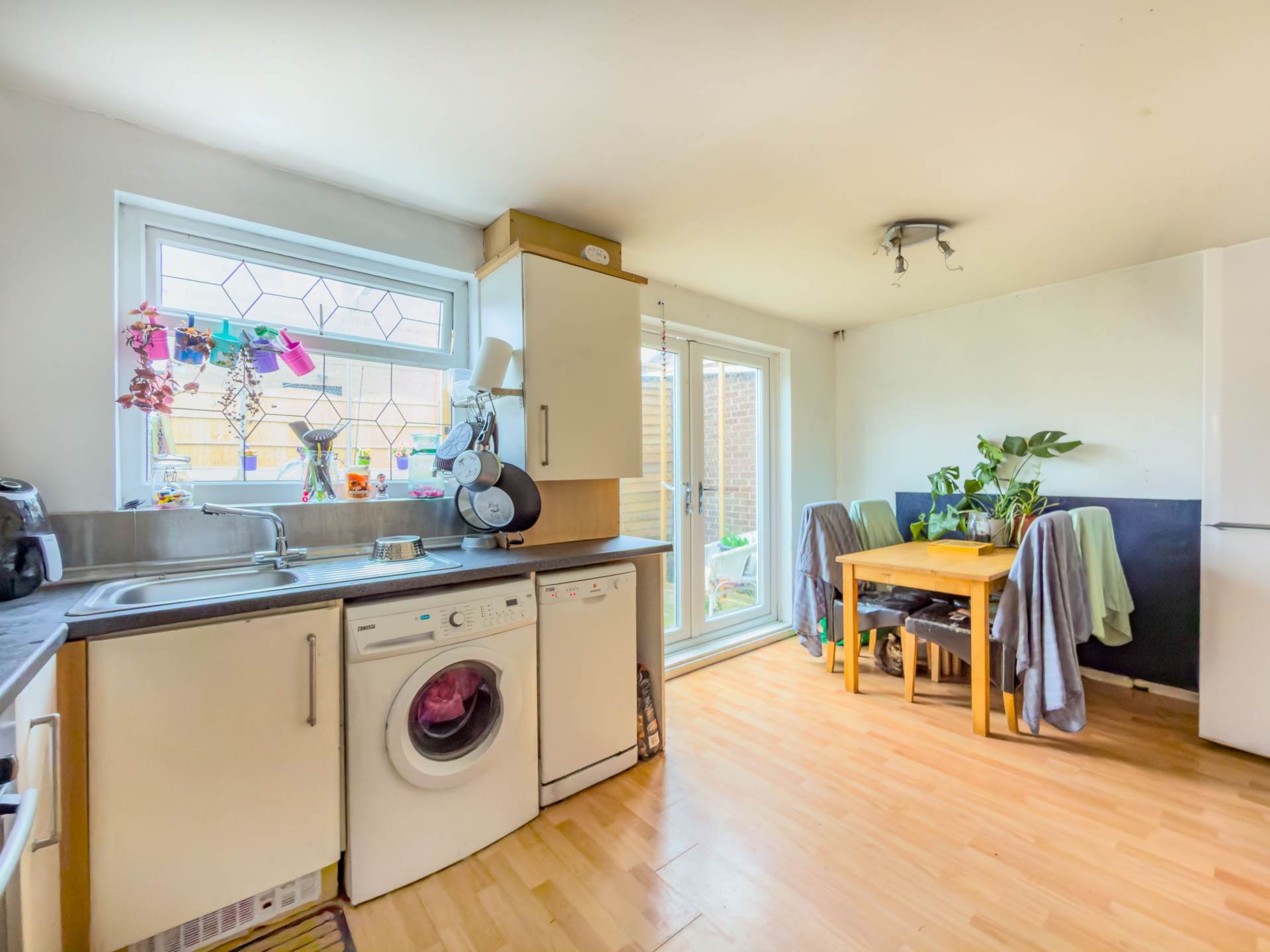 Oliver Road, Heckmondwike, Image 4