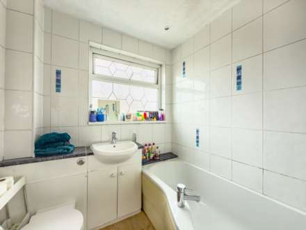 Oliver Road, Heckmondwike, Image 12