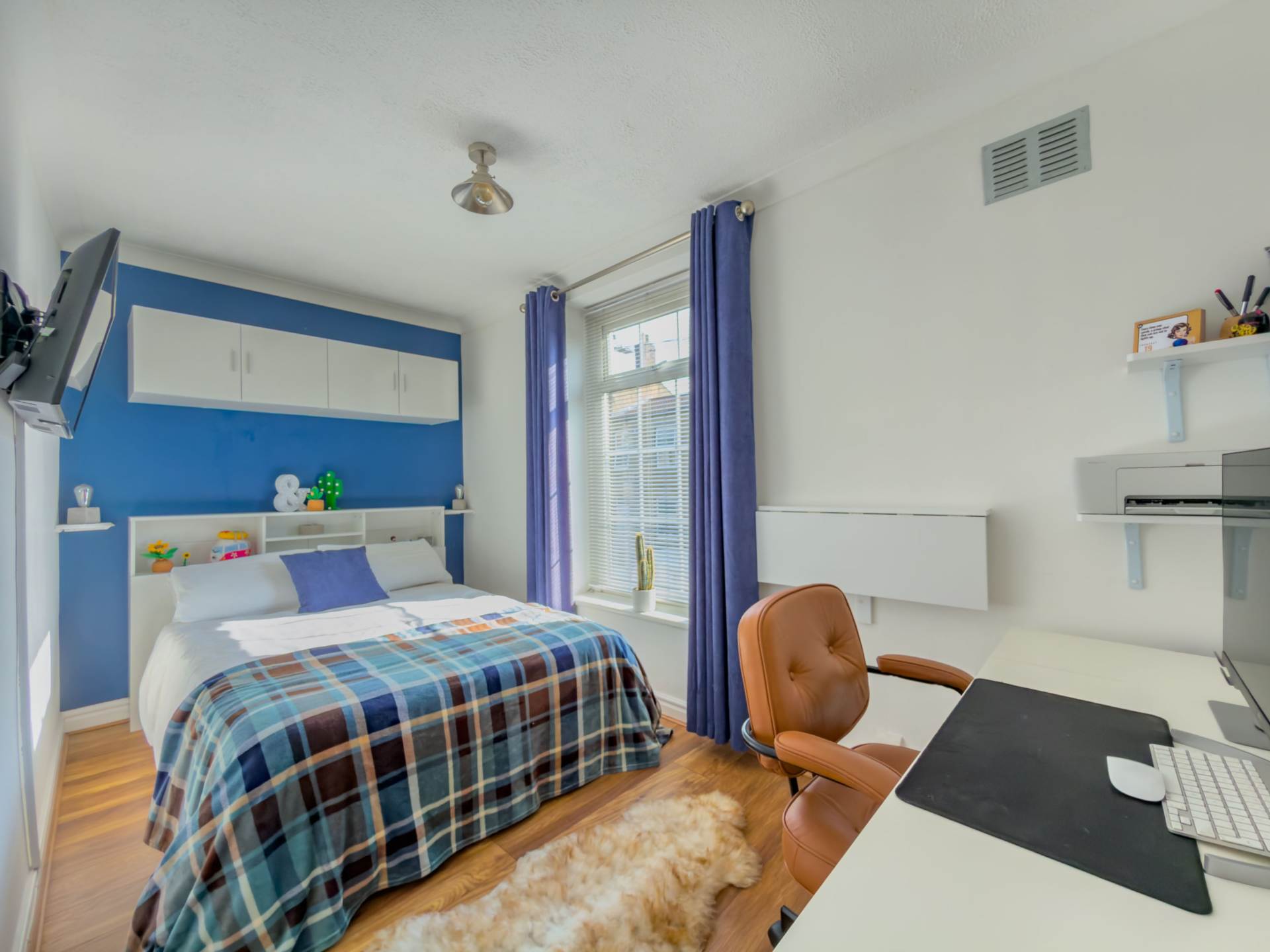 Bradford Road, Batley, Image 17