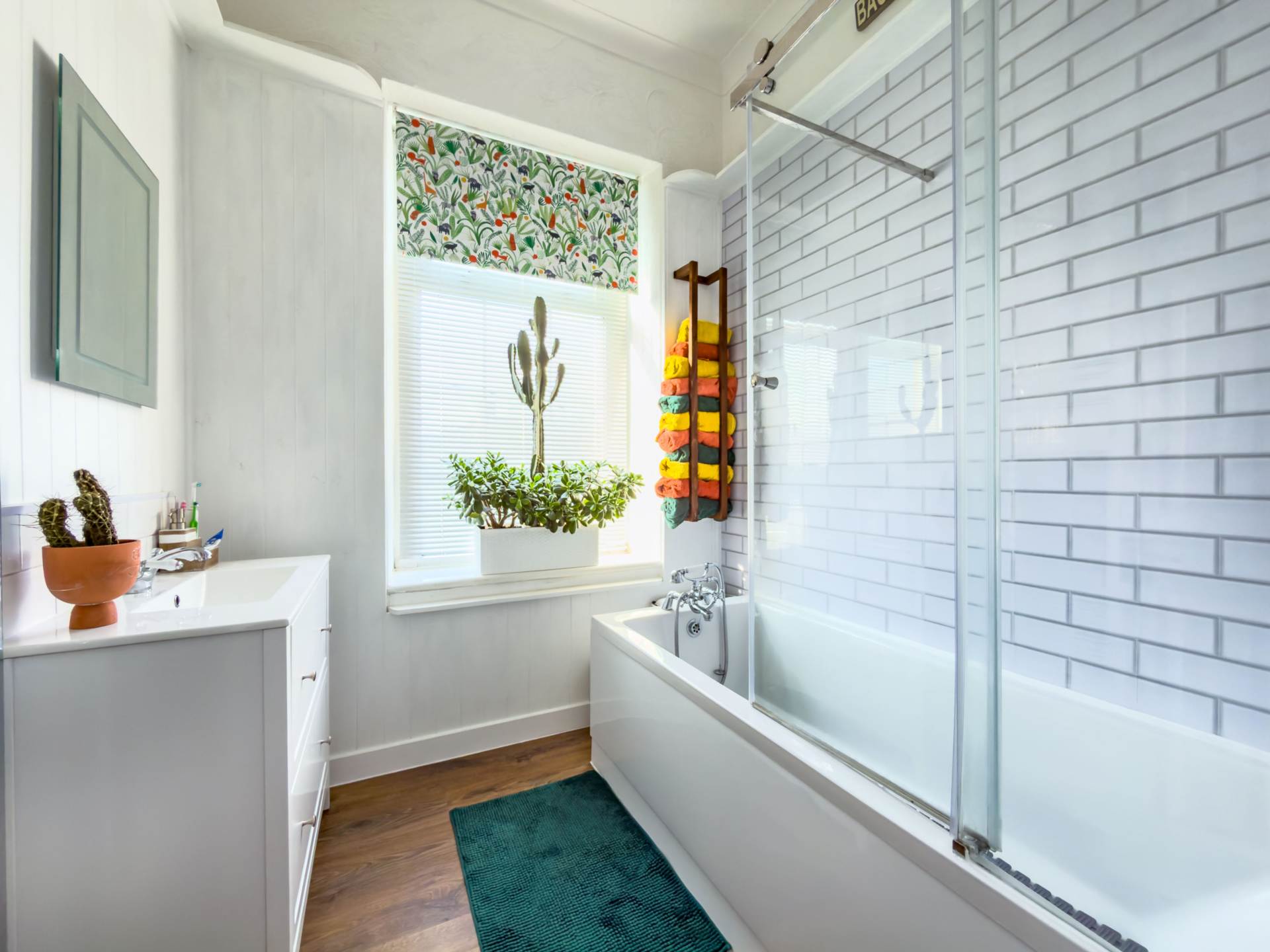 Bradford Road, Batley, Image 19