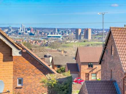 Ibbetson Road, Churwell, Morley, Image 21