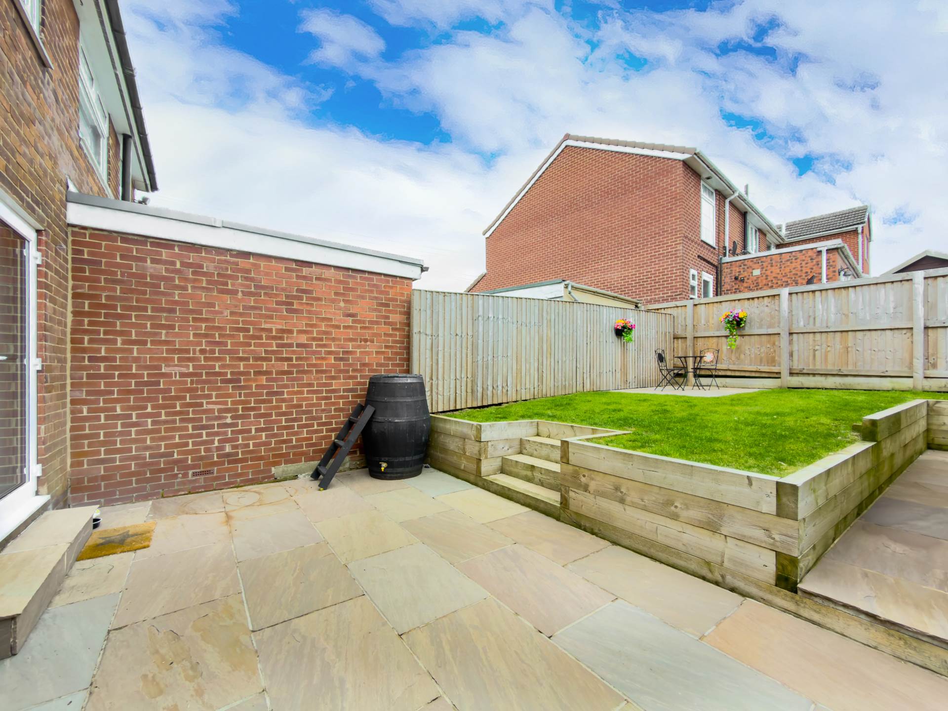 Western Avenue, Batley, Image 18