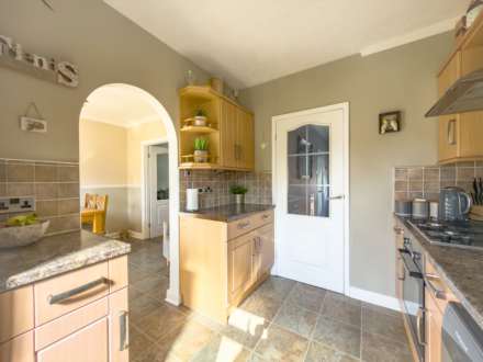 Milroyd Crescent, Birstall, Image 4