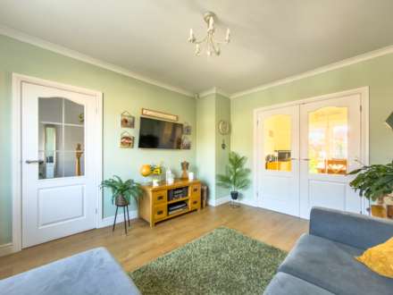 Milroyd Crescent, Birstall, Image 9