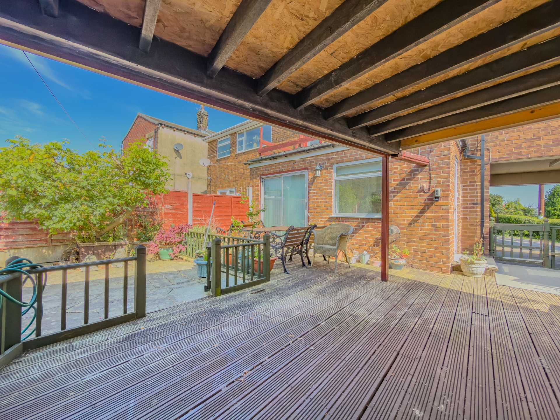 Riding Street, White Lee, Image 22