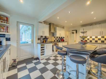 Robin Hill, Upper Batley, Image 3