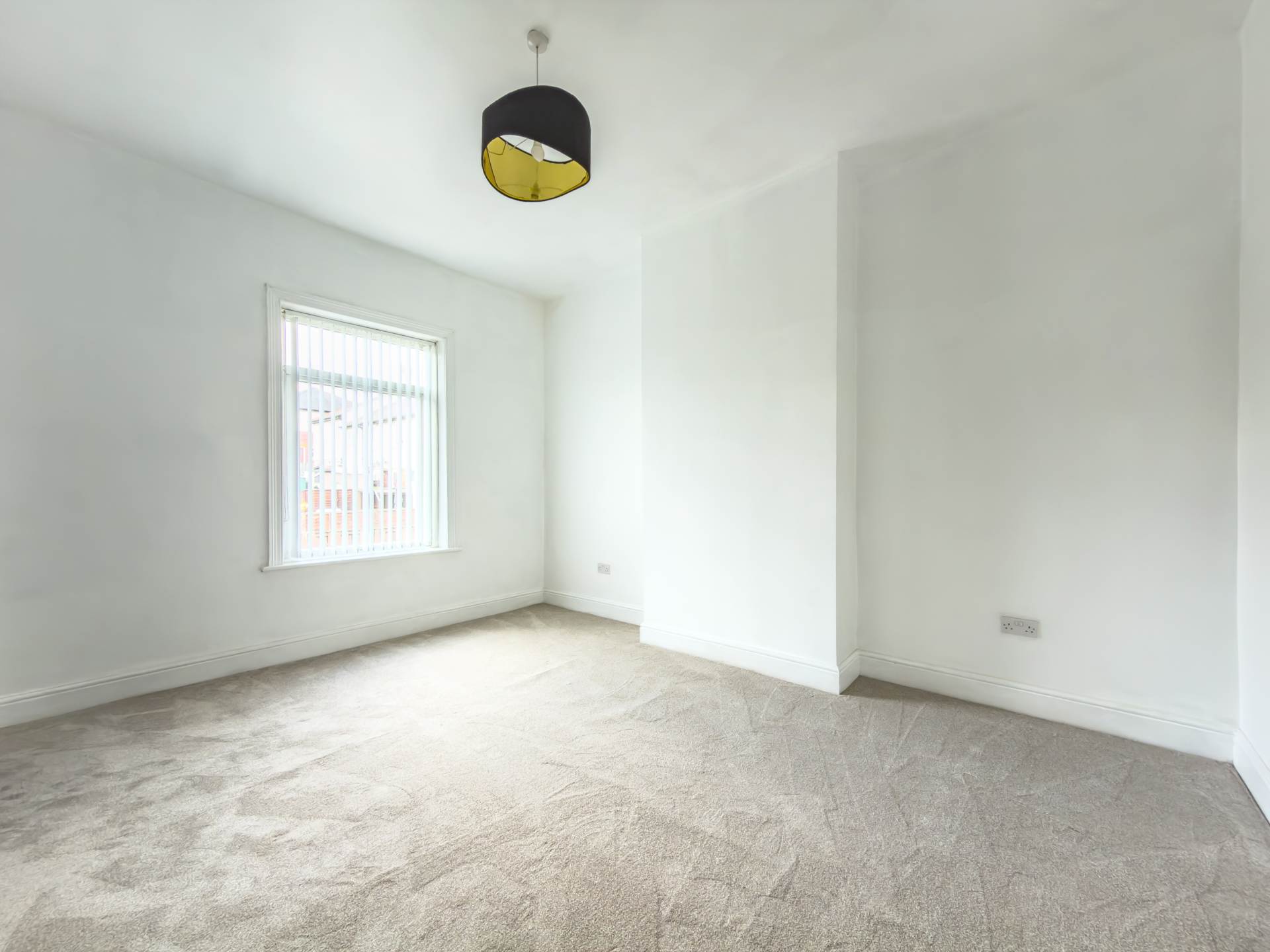 Bradford Road, Batley, Image 11