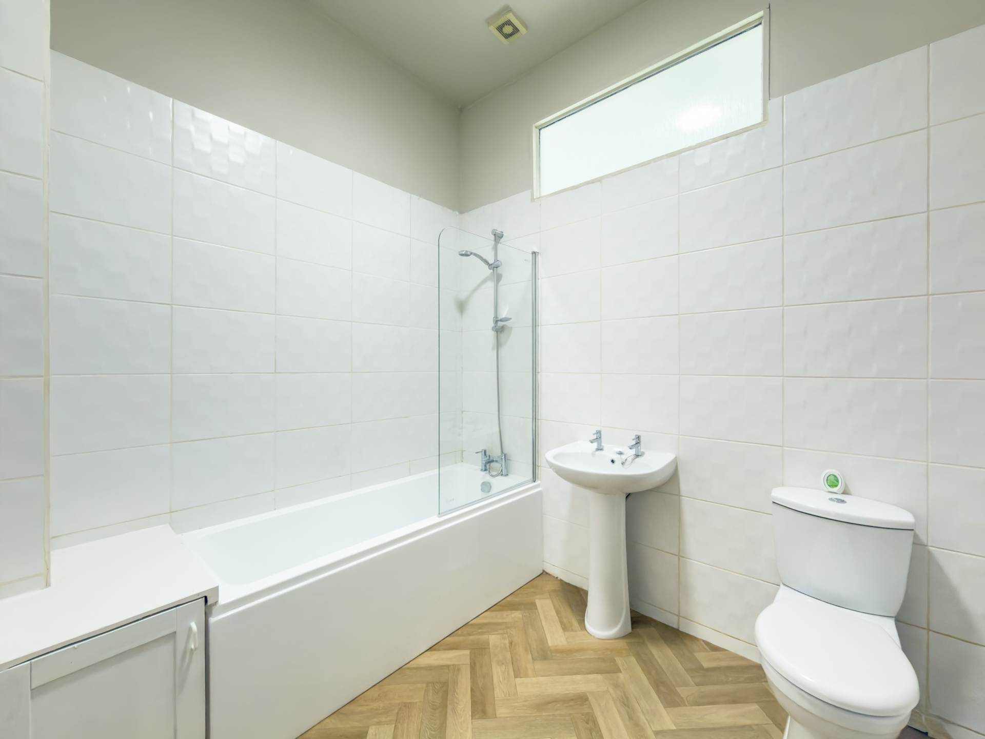 Bradford Road, Batley, Image 15