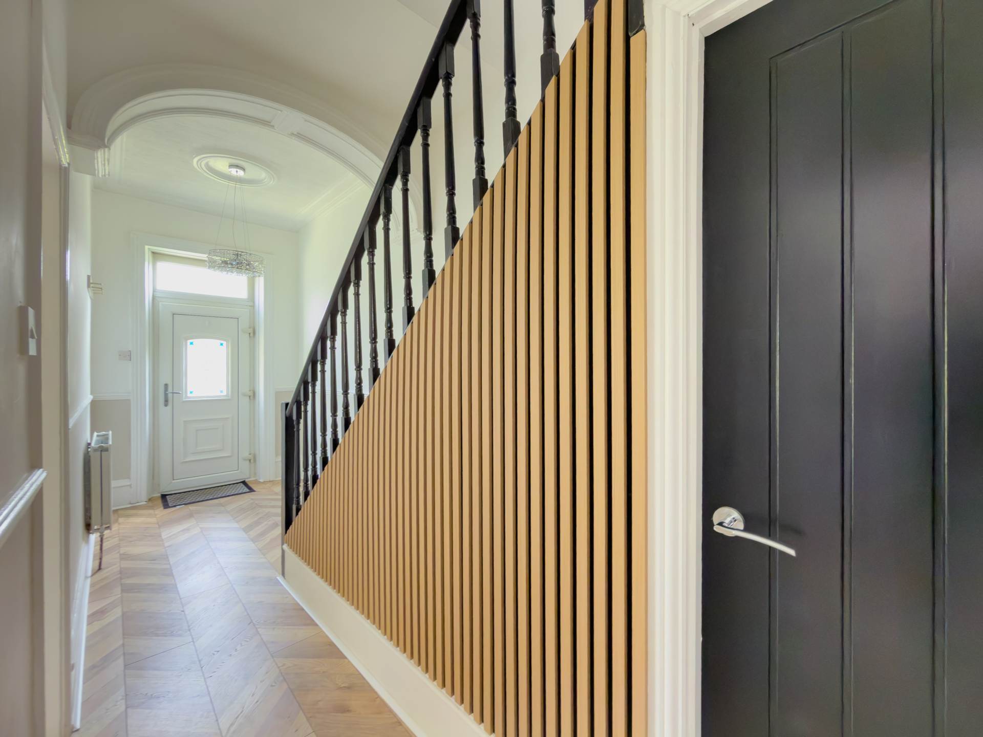 Bradford Road, Batley, Image 2