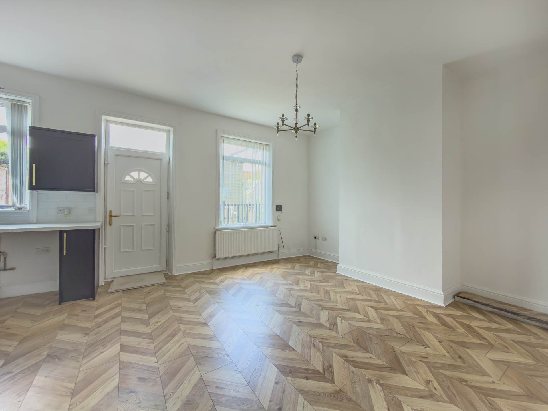 Bradford Road, Batley, Image 6