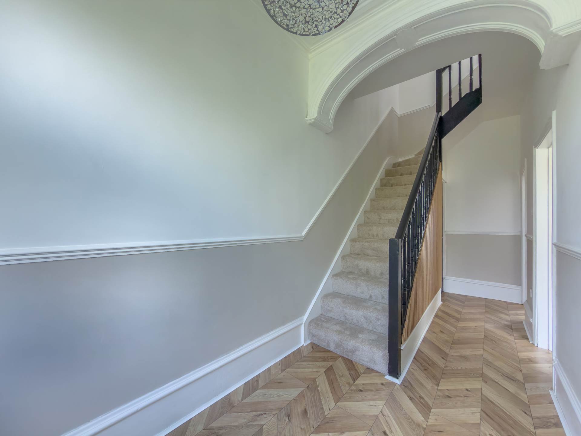 Bradford Road, Batley, Image 9