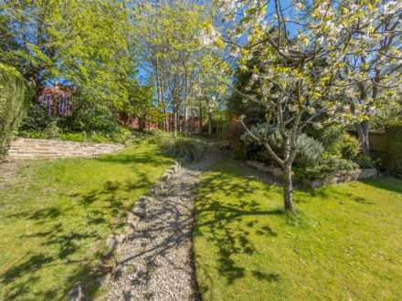 Greenacres Drive, Birstall, Image 31