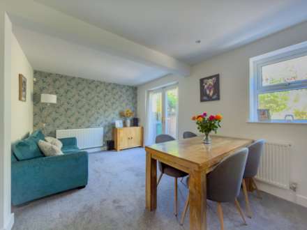 Greenacres Drive, Birstall, Image 7