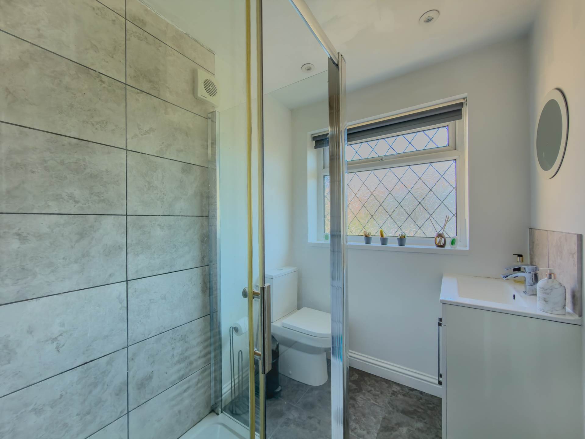 Leeds Old Road, Heckmondwike, Image 11