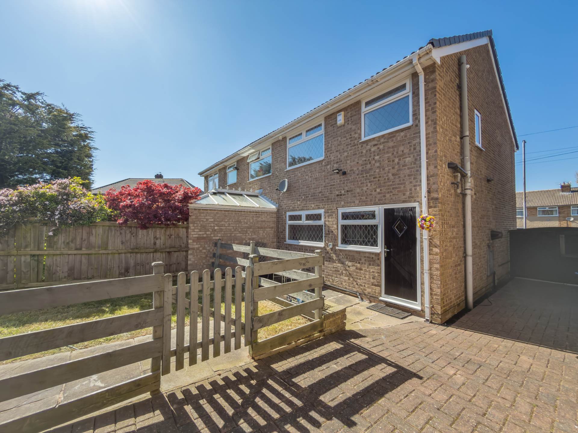 Leeds Old Road, Heckmondwike, Image 13