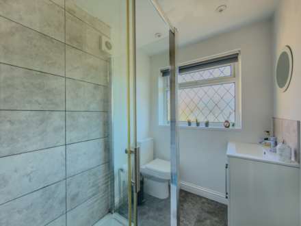 Leeds Old Road, Heckmondwike, Image 11