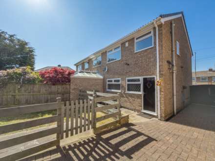 Leeds Old Road, Heckmondwike, Image 13