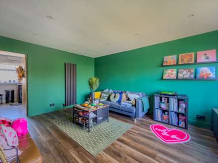 Leeds Old Road, Heckmondwike, Image 5