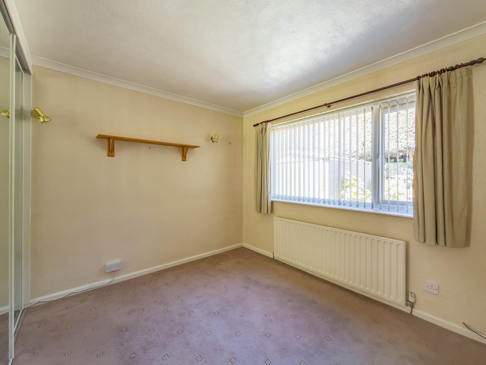 Shibden Drive, Carlinghow, Image 12