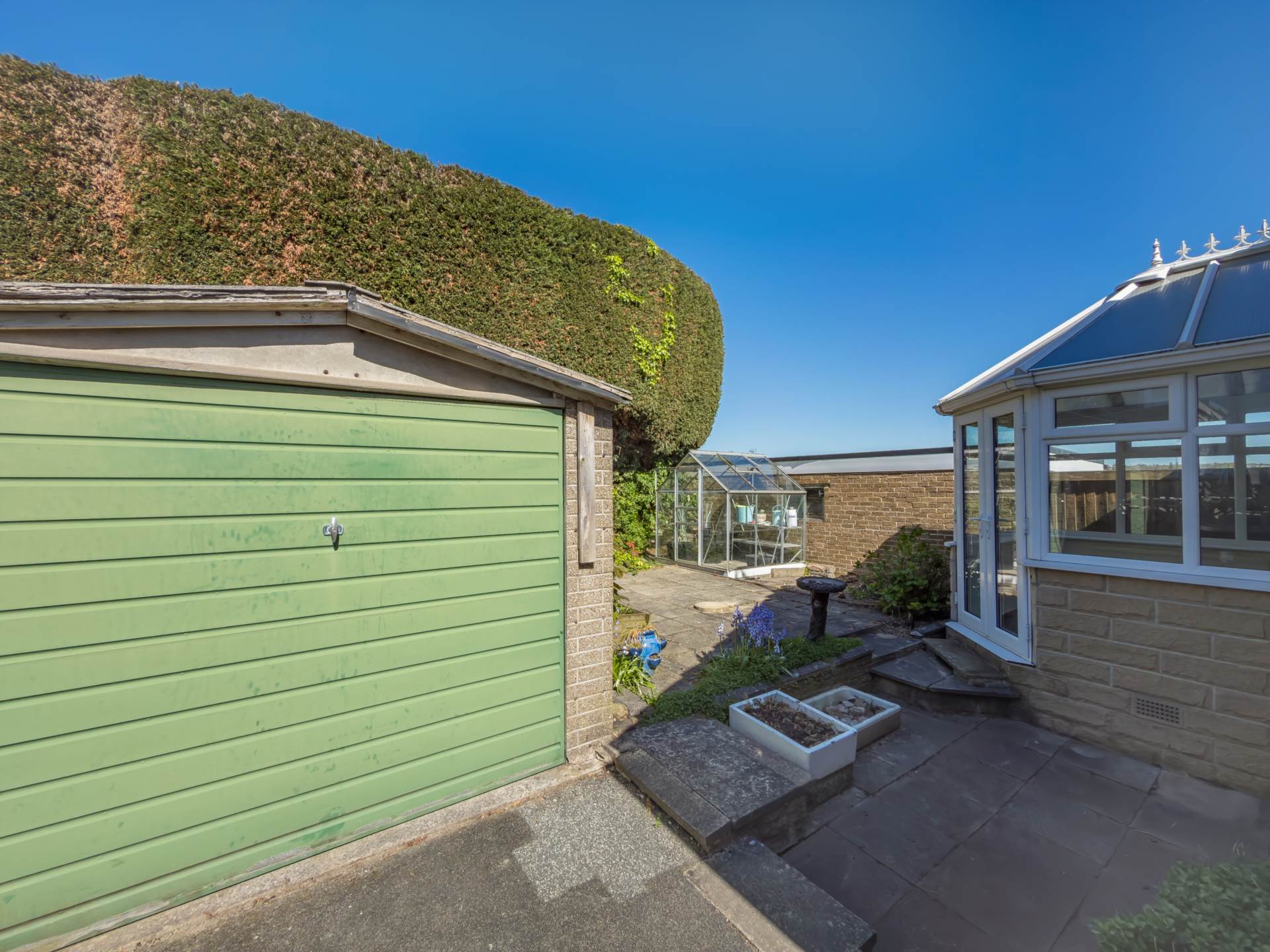 Shibden Drive, Carlinghow, Image 15