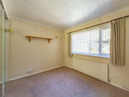 Shibden Drive, Carlinghow, Image 12