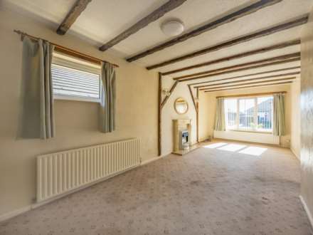 Shibden Drive, Carlinghow, Image 5