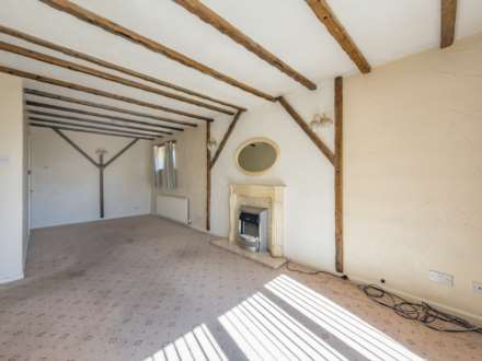 Shibden Drive, Carlinghow, Image 7