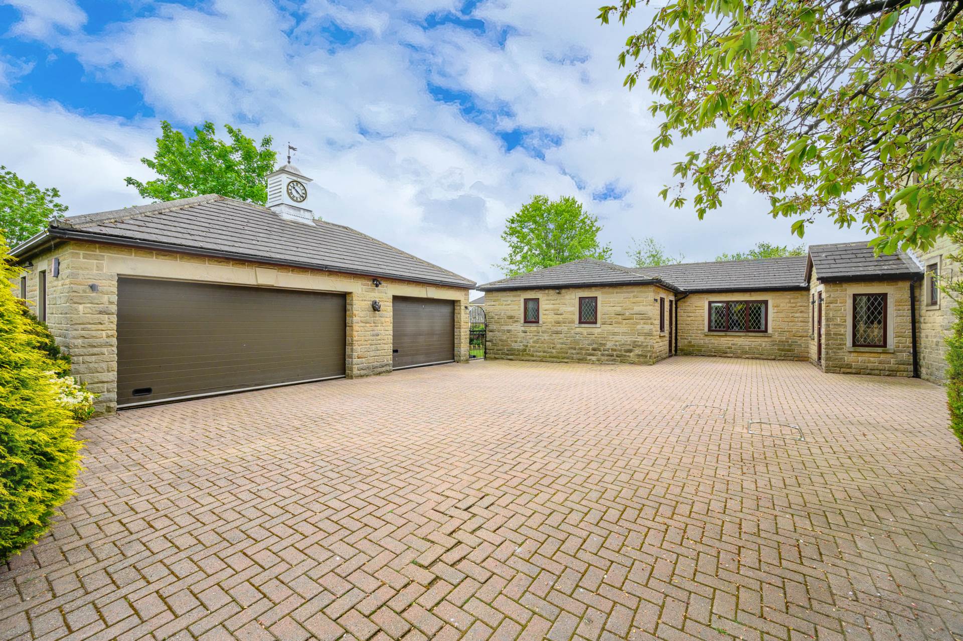 Wyke Lane, Oakenshaw, Image 47