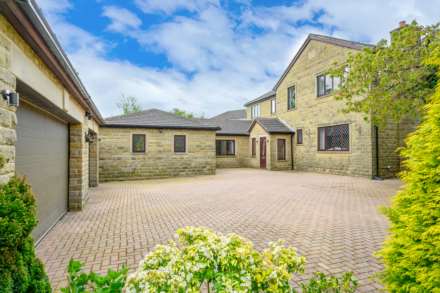 Wyke Lane, Oakenshaw