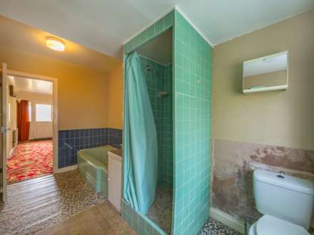 Hare Park Lane, Liversedge, Image 12
