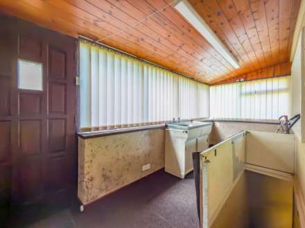 Hare Park Lane, Liversedge, Image 13