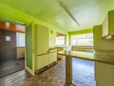 Hare Park Lane, Liversedge, Image 5