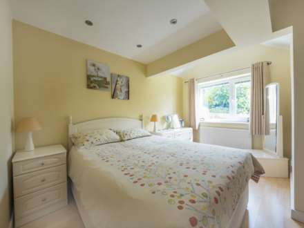 Leeds Road, Birstall, Image 15
