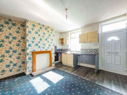Bradford Road, Birstall, Image 2