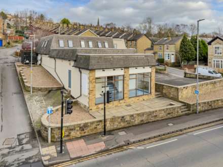Bankfoot Square, Bradford Road, Batley, Image 4