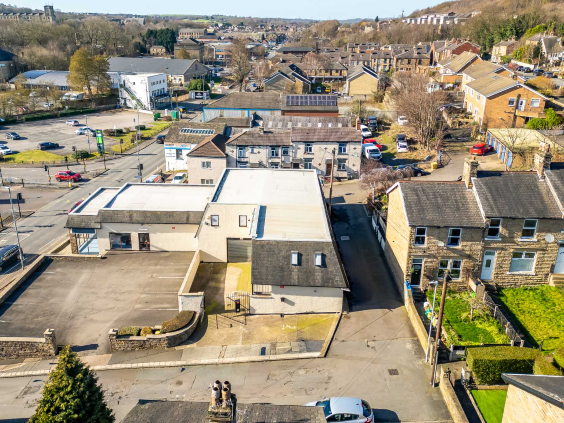 Bankfoot Square, Bradford Road, Batley, Image 9