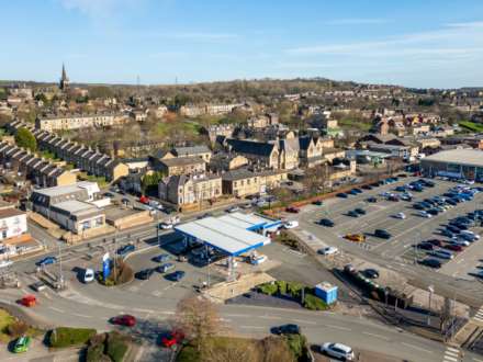 Bankfoot Square, Bradford Road, Batley, Image 11
