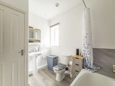 Chapel Mews, Heckmondwike, Image 13