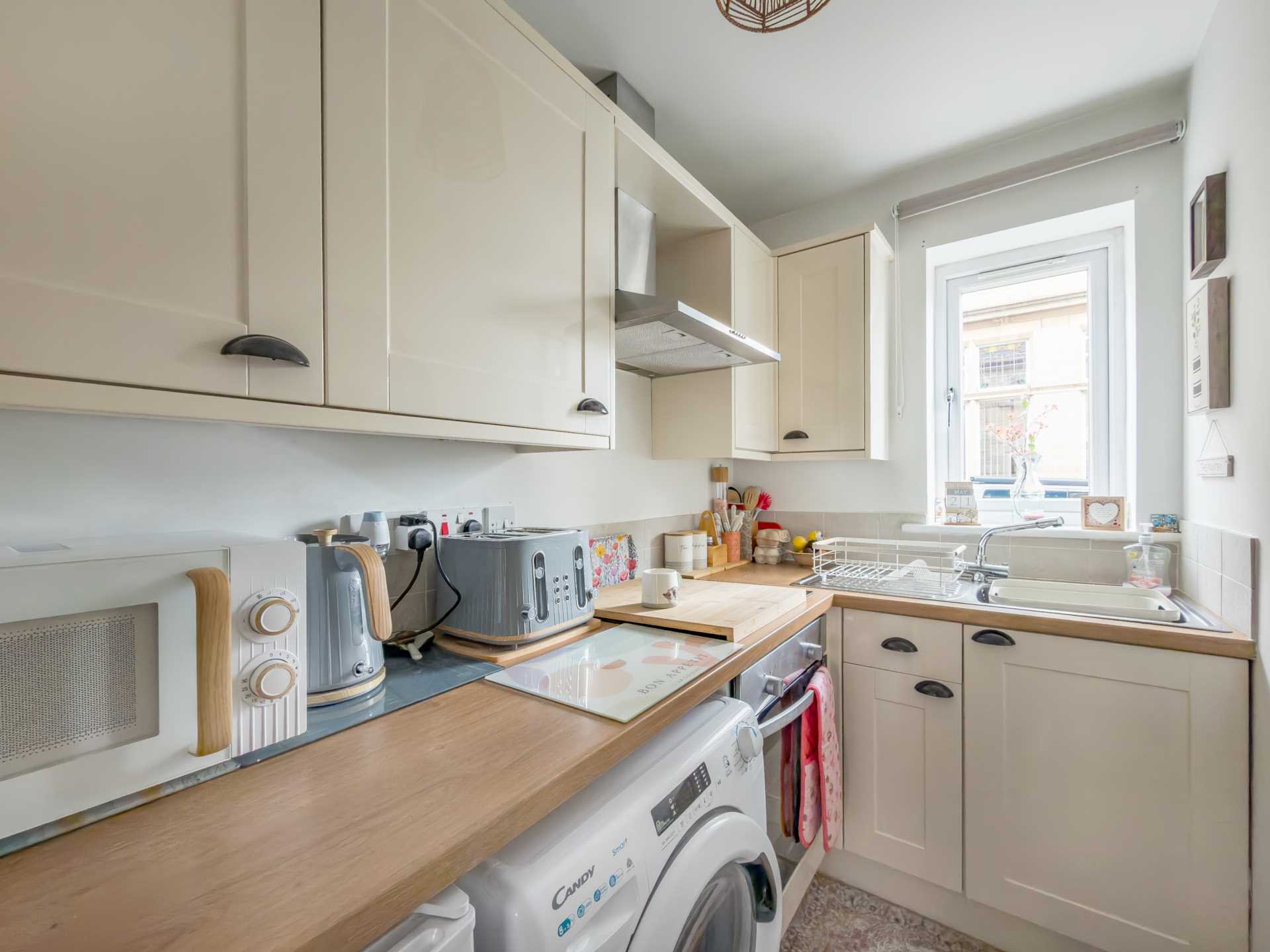 Chapel Mews, Heckmondwike, Image 3