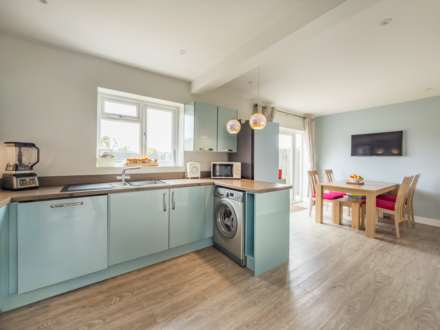 Carlinghow Lane, Batley, Image 4