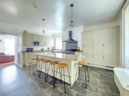Oxford Road, Gomersal, Image 2