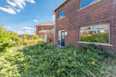Rayner Avenue, Heckmondwike, Image 15