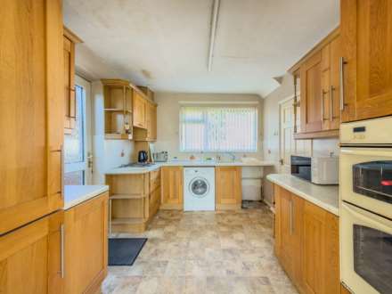 Windsor Road, Howden Clough, Image 3