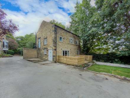 Oaks Road, Batley