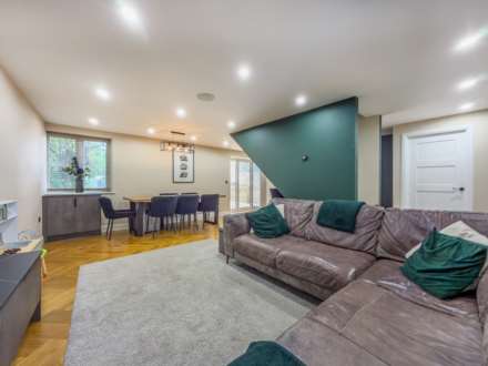 Oaks Road, Batley, Image 10