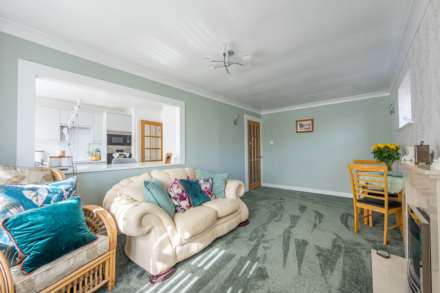 Shibden Drive, Batley, Image 6