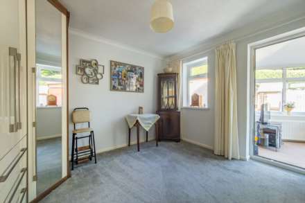 Shibden Drive, Batley, Image 8