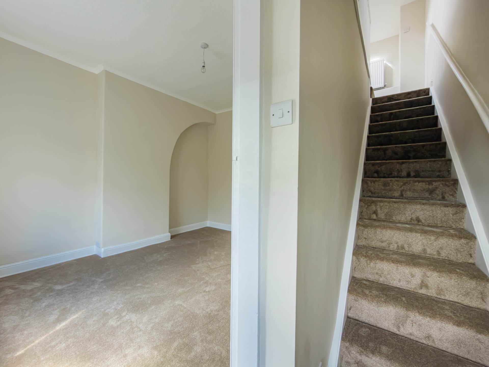 Grove Road, Heckmondwike, Image 11
