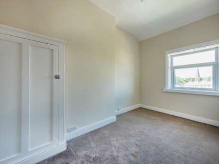 Grove Road, Heckmondwike, Image 12