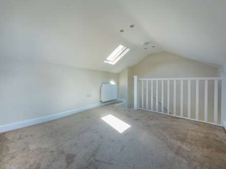 Grove Road, Heckmondwike, Image 14